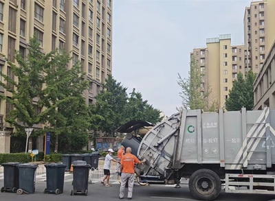 八宝山街道多方协力优化垃圾清运 助推社区环境再提升